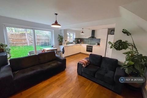 4 bedroom terraced house to rent, Holland Drive, London, SE23