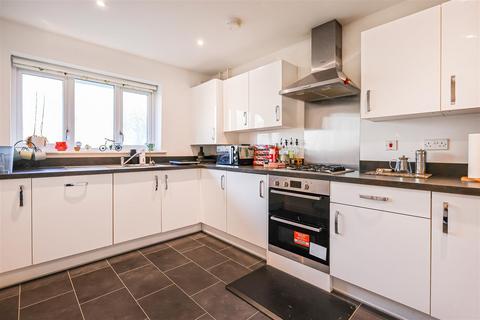 4 bedroom semi-detached house for sale, Leverett Way, Saffron Walden CB10