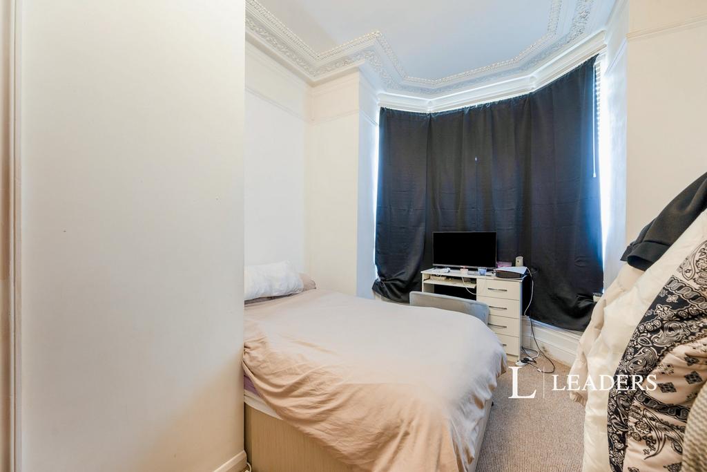 Property image8