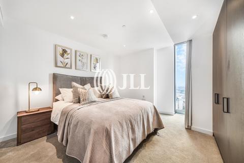 undefined, Marsh Wall London E14