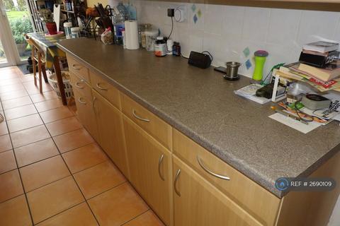 undefined, Taplin Close, Stafford, ST16