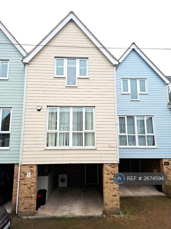 3 Storey Townhouse