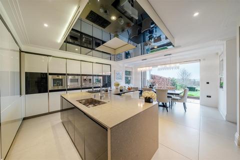undefined, Prowse Avenue, Bushey WD23