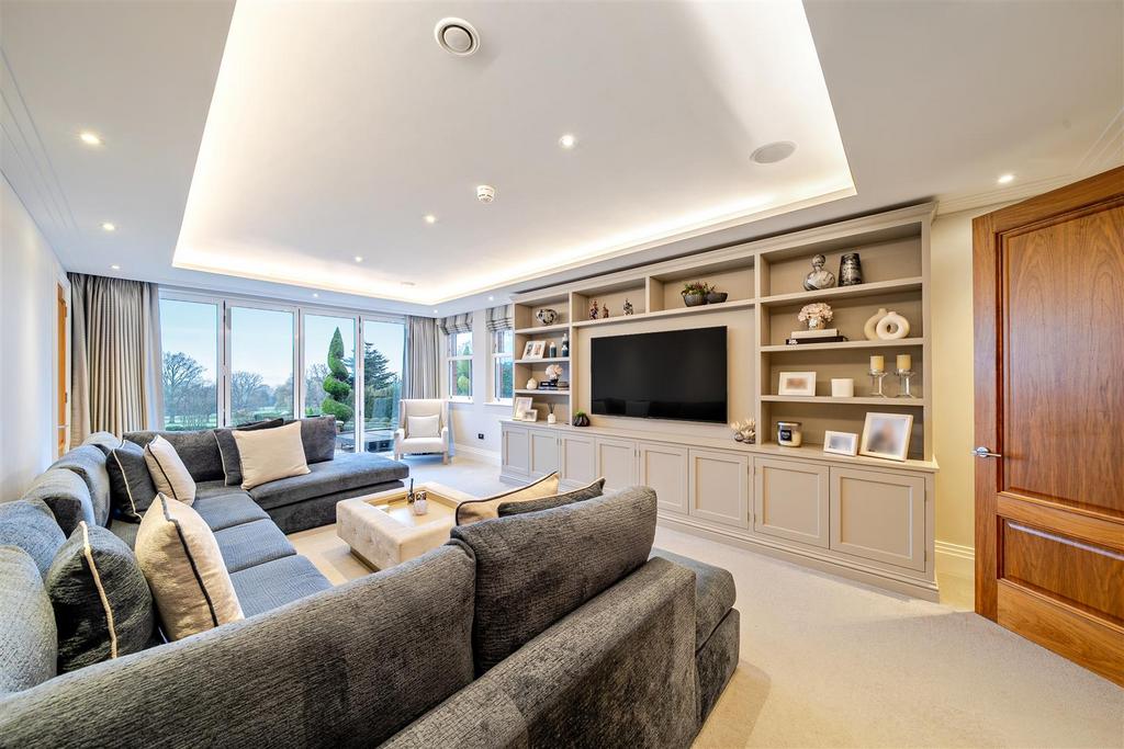Living Room: