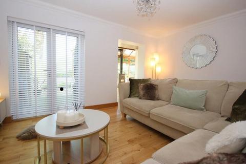 undefined, The Ostlers, Hordle, Lymington, SO41