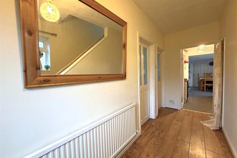 3 bedroom semi-detached house for sale, Southfield Drive, Westhoughton, Bolton
