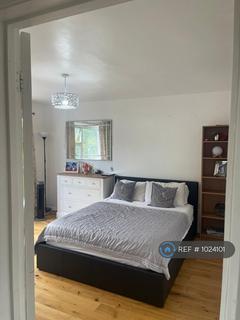 undefined, Thistleworth Close, Isleworth, TW7