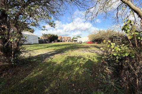4 bedroom chalet for sale, Front Road, Murrow, Wisbech