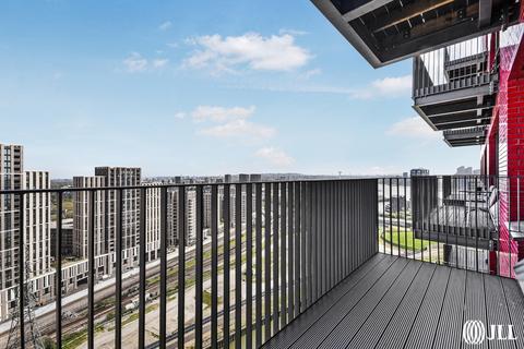 undefined, London City Island London E14