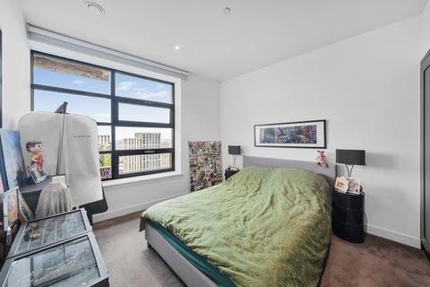 undefined, London City Island London E14