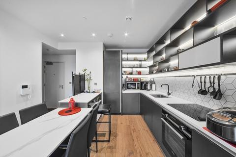 undefined, London City Island London E14