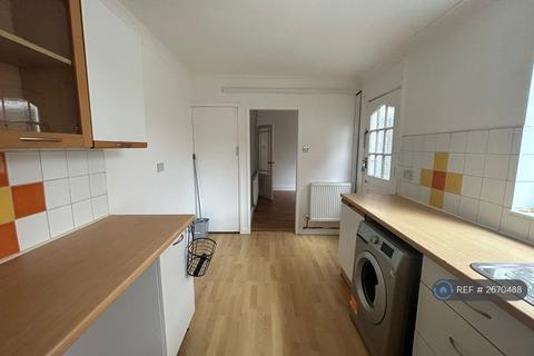 undefined, Royston Avenue, Doncaster, DN5