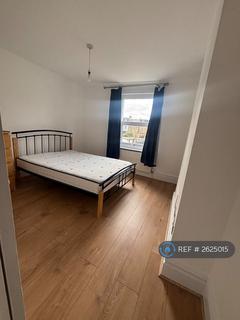 1 bedroom in a house share to rent, Durnsford Road, London, SW19