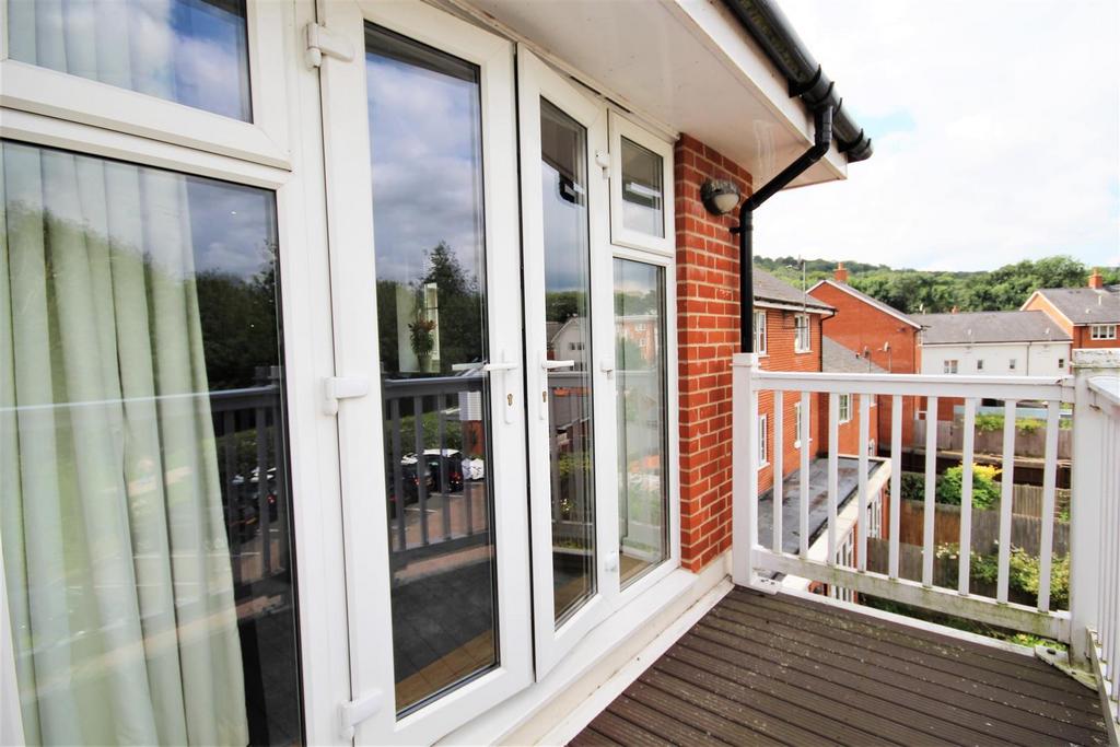 Balcony 2.jpg