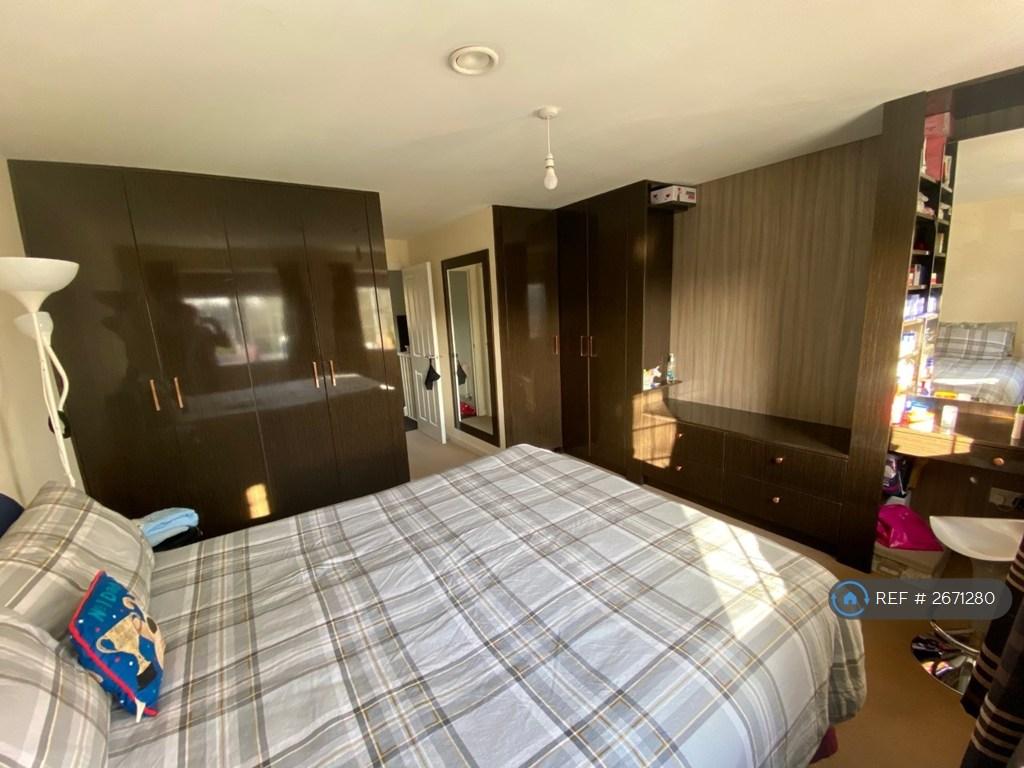 Master Bed 2