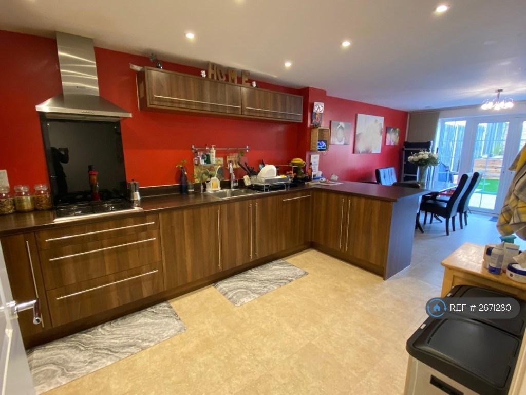 Kitchen Dining 1