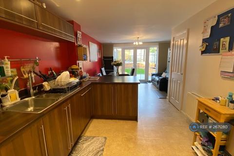 undefined, Forelle Way, Carshalton, SM5