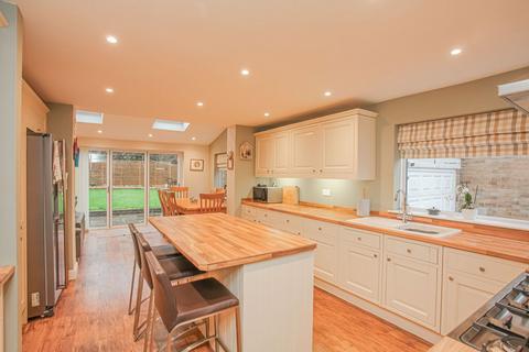 undefined, Briggs Close, Banbury, OX16 0BE