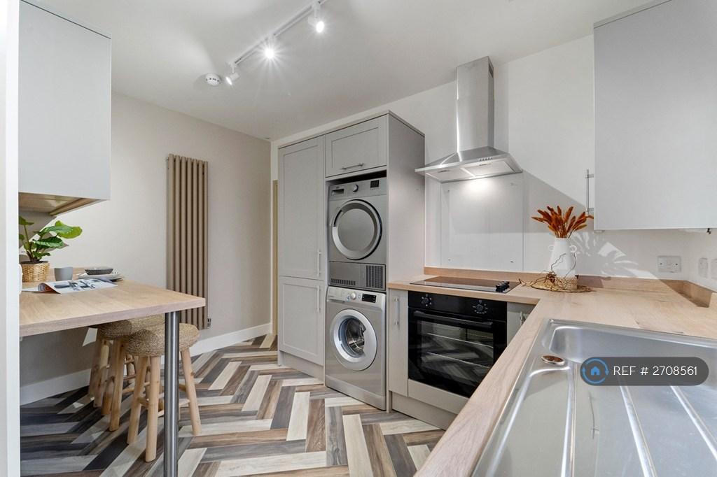 Communal Kitchen