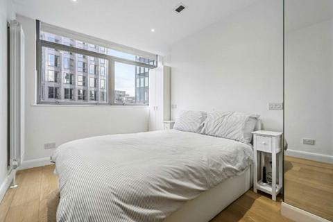 undefined, Caxton Street, London SW1H