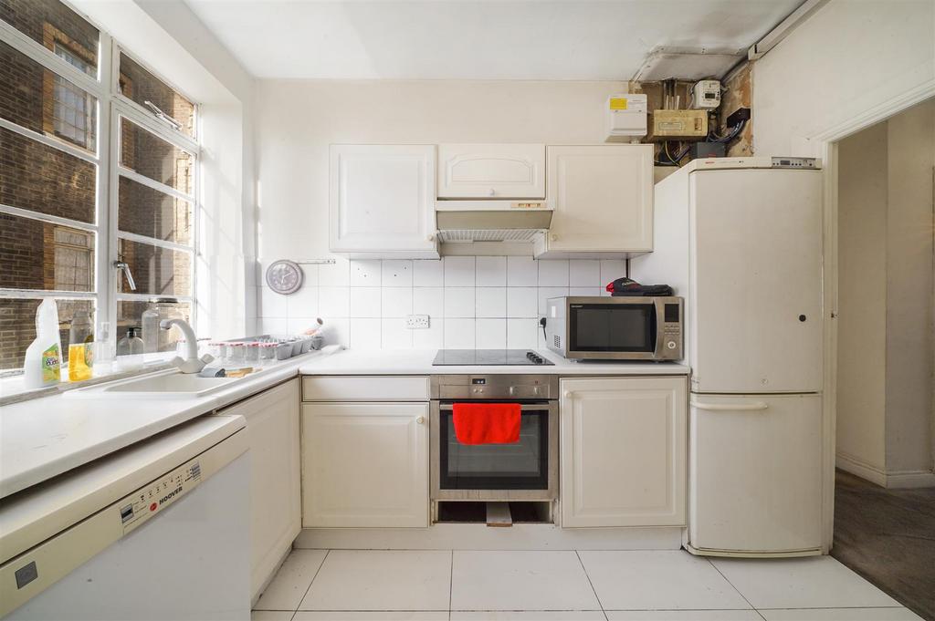 Flat 83, Regency Lodge - VCv Ha VSMbxpe37 C6spvs.jpg