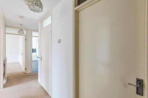 undefined, Pond Farm Close, Northampton, NN5