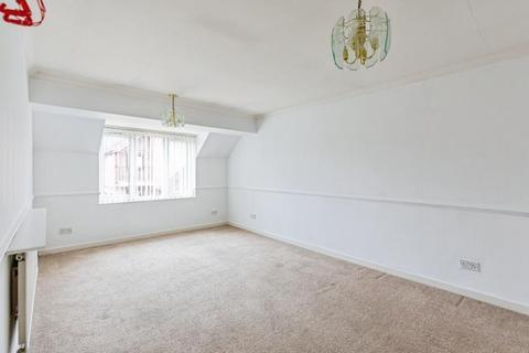 undefined, Pond Farm Close, Northampton, NN5