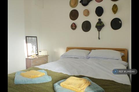 undefined, Bradbury Mews, London, N16