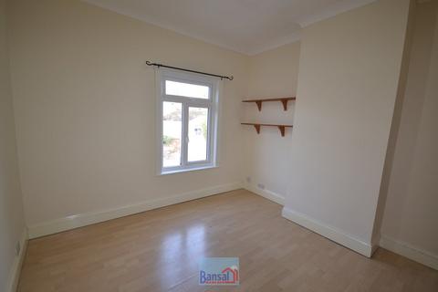 3 bedroom terraced house to rent, Hearsall Lane, CV5