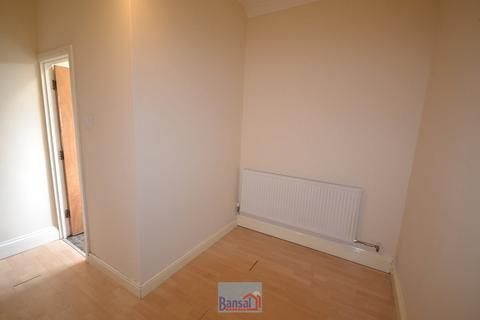 3 bedroom terraced house to rent, Hearsall Lane, CV5