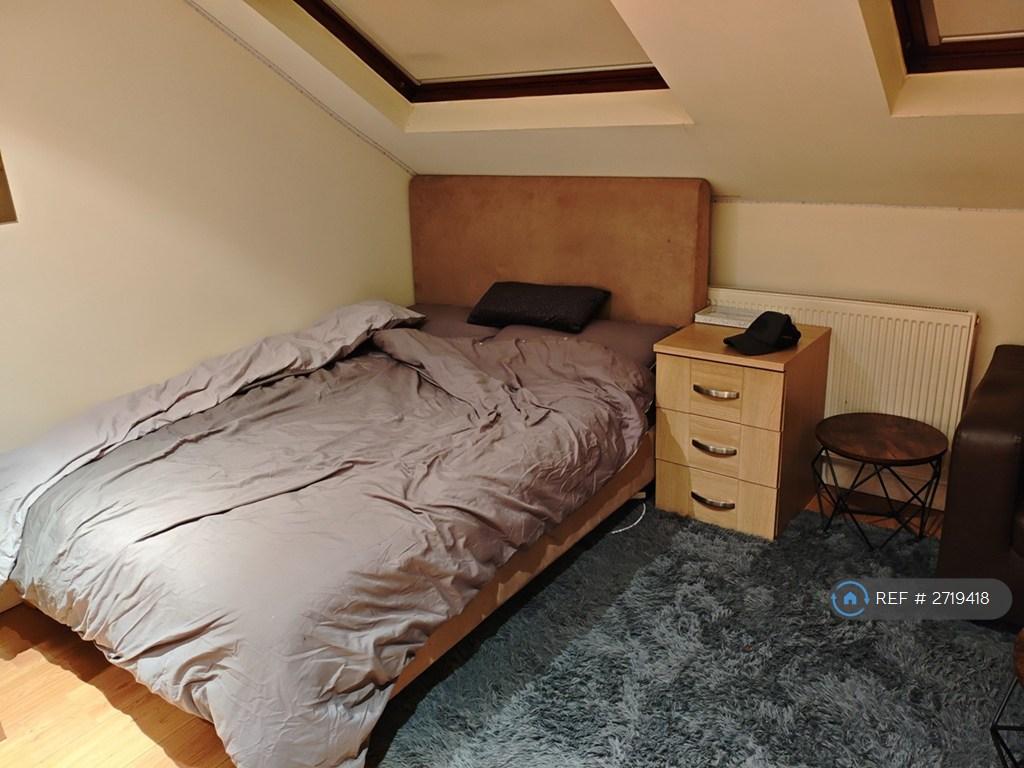 Bed &amp; Bedside