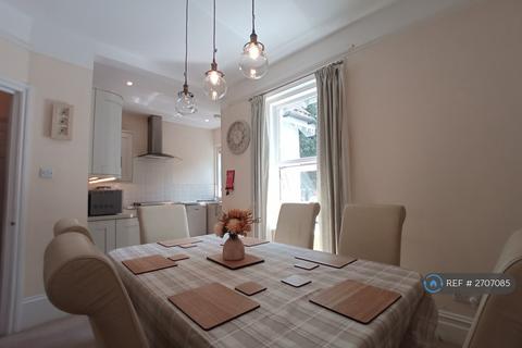 3 bedroom maisonette to rent, Haydon Road, Poole, BH13
