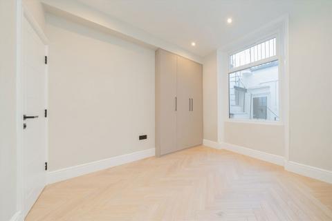 undefined, Alderney Street, London SW1V
