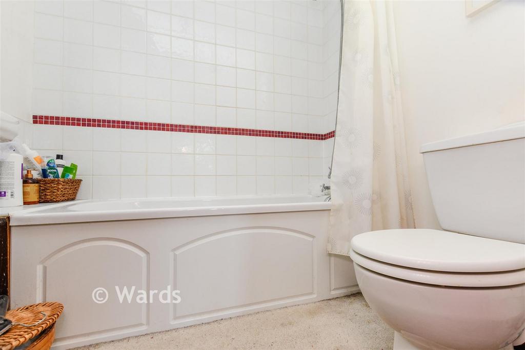 En-Suite Bathroom