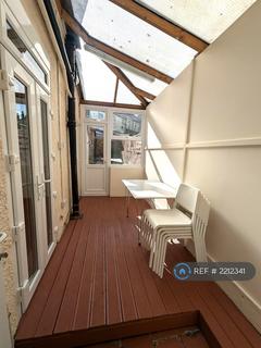 5 bedroom terraced house to rent, Gloucester Road, Bristol, BS7