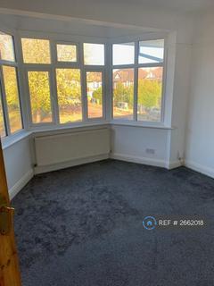 2 bedroom maisonette to rent, St. Andrews Road, London, NW9