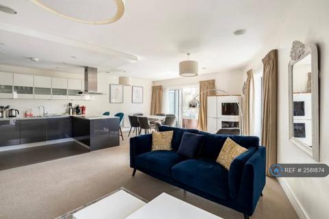 undefined, Blagrove Road, Teddington, TW11