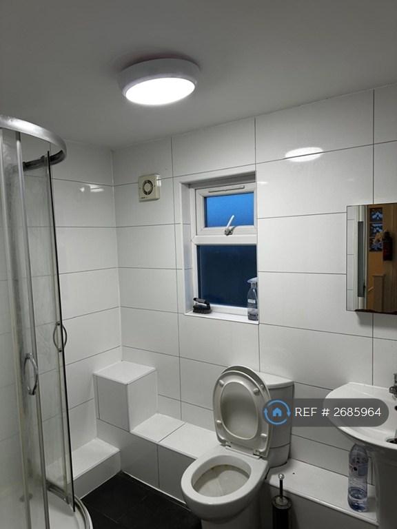 1 Shared Bathroom On Each Floor.