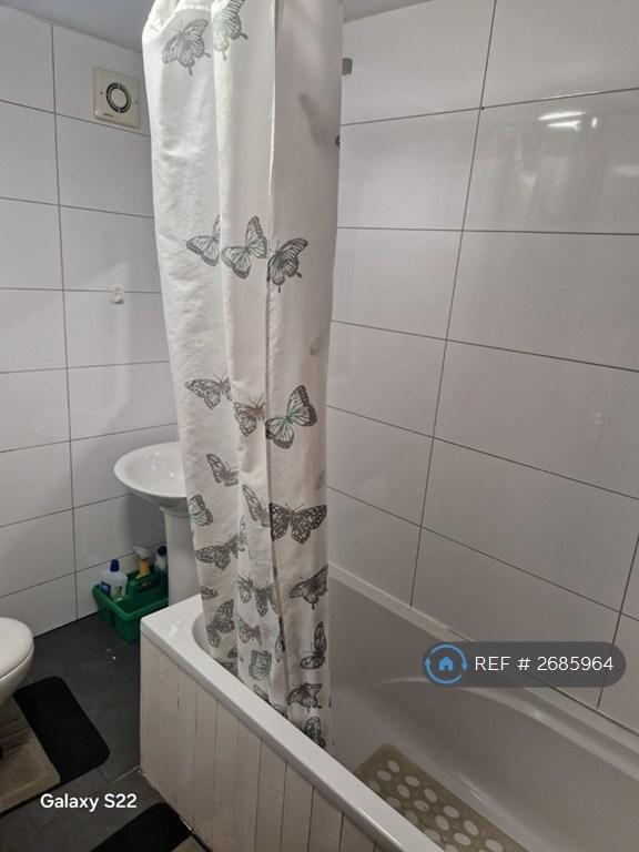 Studio Bathroom