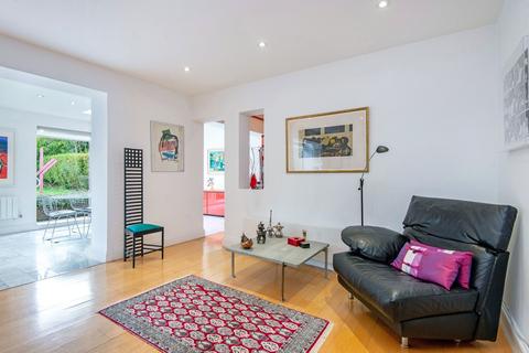 undefined, Linden Lea, London