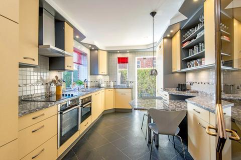 undefined, Linden Lea, London
