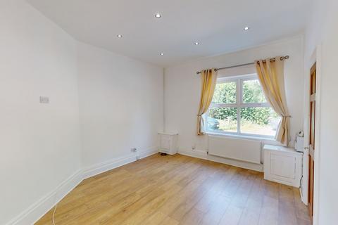 undefined, Nuttall Street, Atherton, M46