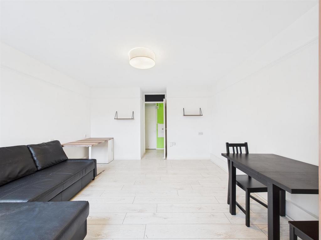 CAM01358 G0-PR0203-STILL012.jpg