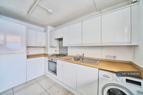undefined, Tinsley Rd, Stepney Green, E1