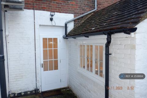 2 bedroom flat to rent, Northgate, Canterbury, CT1