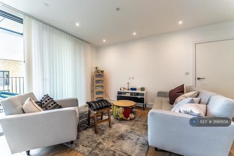 2 bedroom flat to rent, Kempton House, Staines-Upon-Thames, TW18