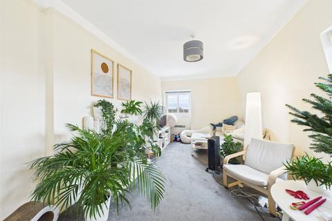 undefined, Sion Court, Twickenham
