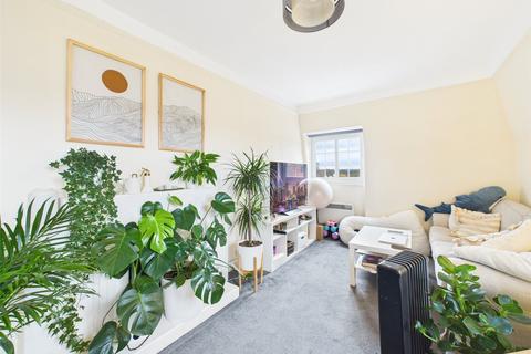 undefined, Sion Court, Twickenham