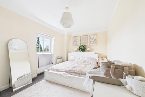 undefined, Sion Court, Twickenham
