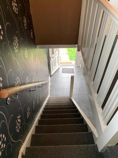 3 bedroom semi-detached house to rent, Somerset Avenue